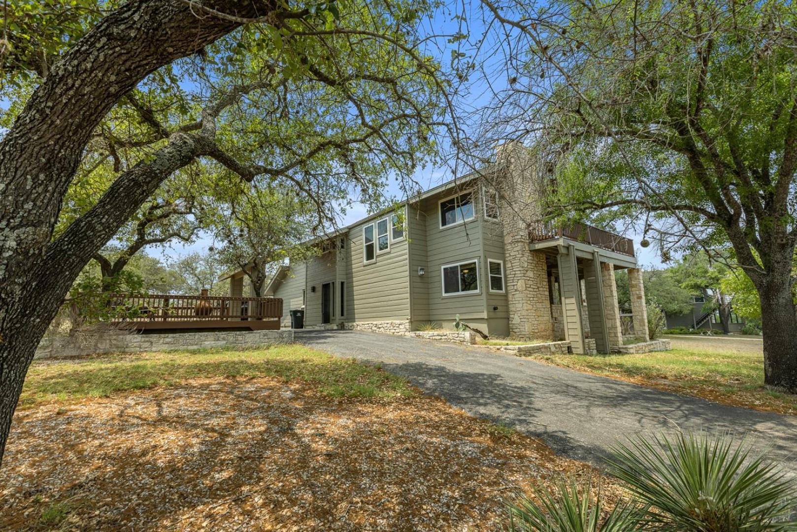 Wine Country Retreat - With A Lake View! Spicewood エクステリア 写真